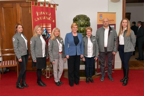 Posjet Karlovcu: Predsjednica se susrela s ravnateljima društava Crvenog križa